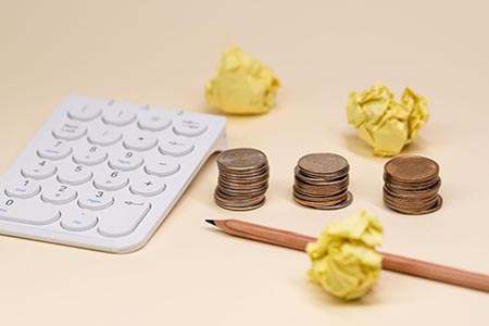 恒指小幅收跌石油股领跌